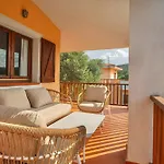 Isa - With Swimming Pool In Costa Serena Just 700 Mt From The Sea Porto Rafael