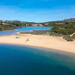 Isa - With Swimming Pool In Costa Serena Just 700 Mt From The Sea