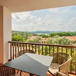 Isa - With Swimming Pool In Costa Serena Just 700 Mt From The Sea 3* 波尔图拉斐尔