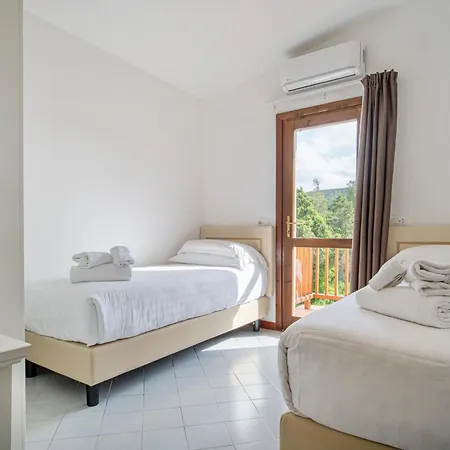 Isa - With Swimming Pool In Costa Serena Just 700 Mt From The Sea 3* Porto Rafael