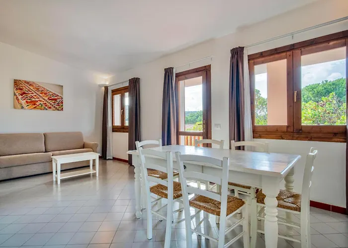 公寓式酒店 Isa - With Swimming Pool In Costa Serena Just 700 Mt From The Sea 波尔图拉斐尔